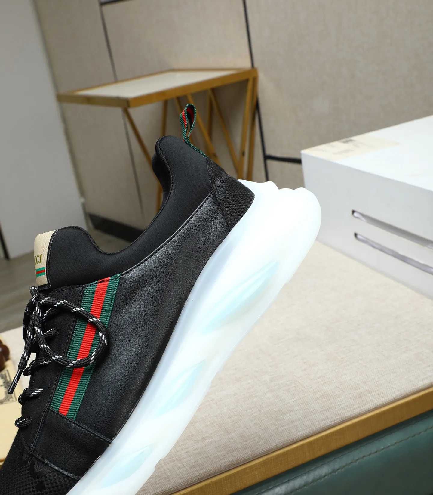Men's shoes💰440 GUCCI🔍🔍Latest spring style On sale at the same time at the counter, original calfskin imported from Italy, genuine leather lining, (high-end, luxury, and class) exquisite workmanship, soles: original soles specially provided by the original factory, ⚠Exclusive double-layer movable molded soles are super comfortable⚠, real photos🎬The real ones are better🔍🔍"High quality·Follow the order" code number 38-44